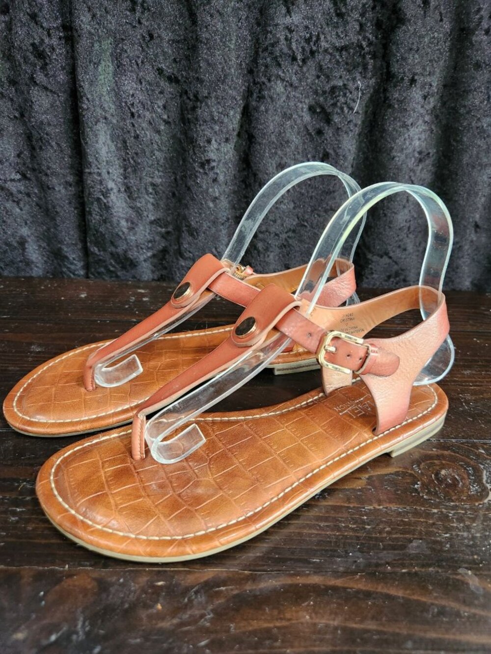 Michael Kors Kristin Brown Thong Flat Sandals/Sz. 7 EUC